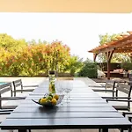 Chillax Vila